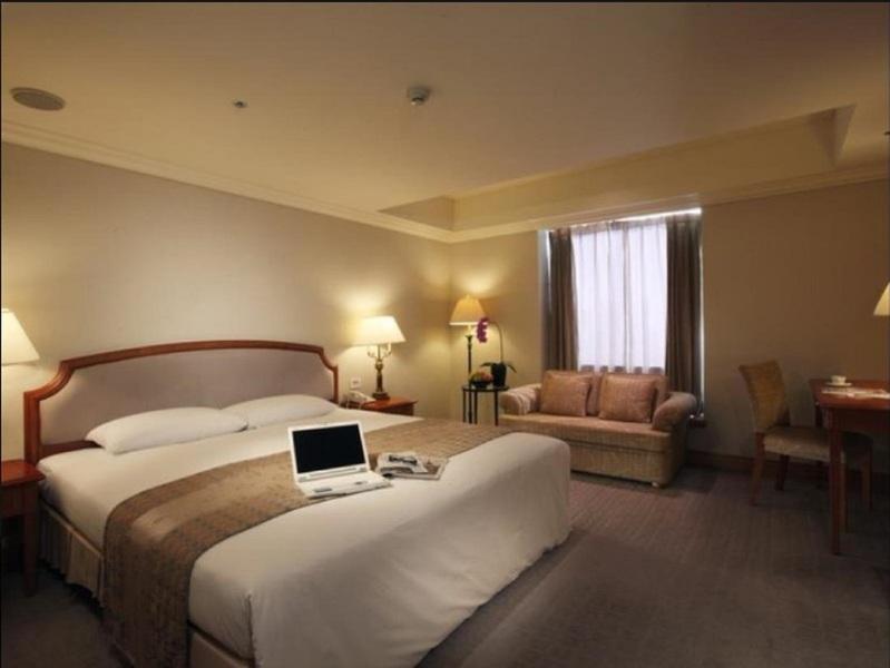 Han Hsien International Hotel Kaohsiung Exterior photo A room at the hotel